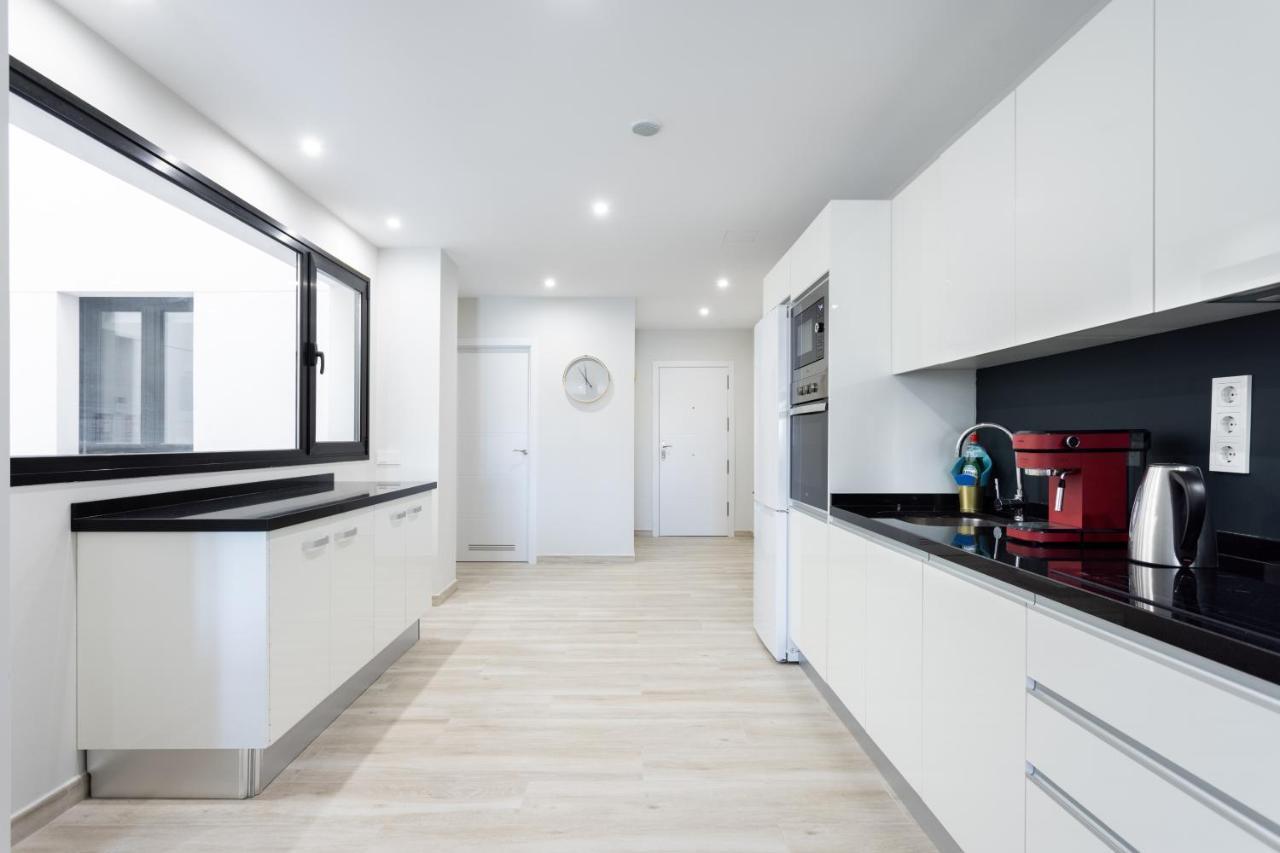 New 140M2 Loft-Style Flat At Town Heart, 3 Beaches Close Casa Leon Эль-Медано Экстерьер фото