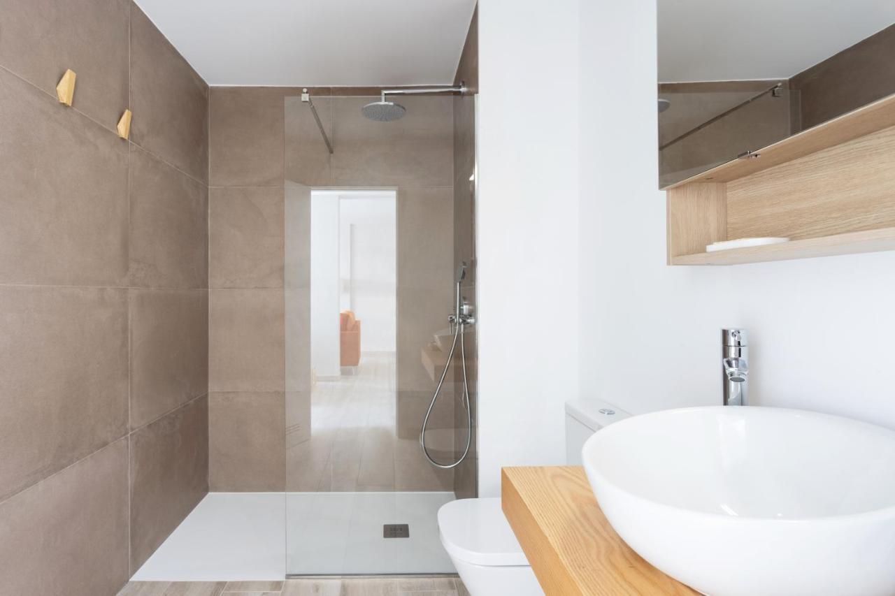 New 140M2 Loft-Style Flat At Town Heart, 3 Beaches Close Casa Leon Эль-Медано Экстерьер фото